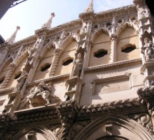 Ancona La Loggia dei mercanti